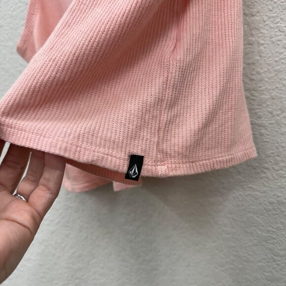 Volcom Lived in Lounge Waffle Knit Sleeveless Crop Tank Top Shirt Womens Small - Picture 3 of 8